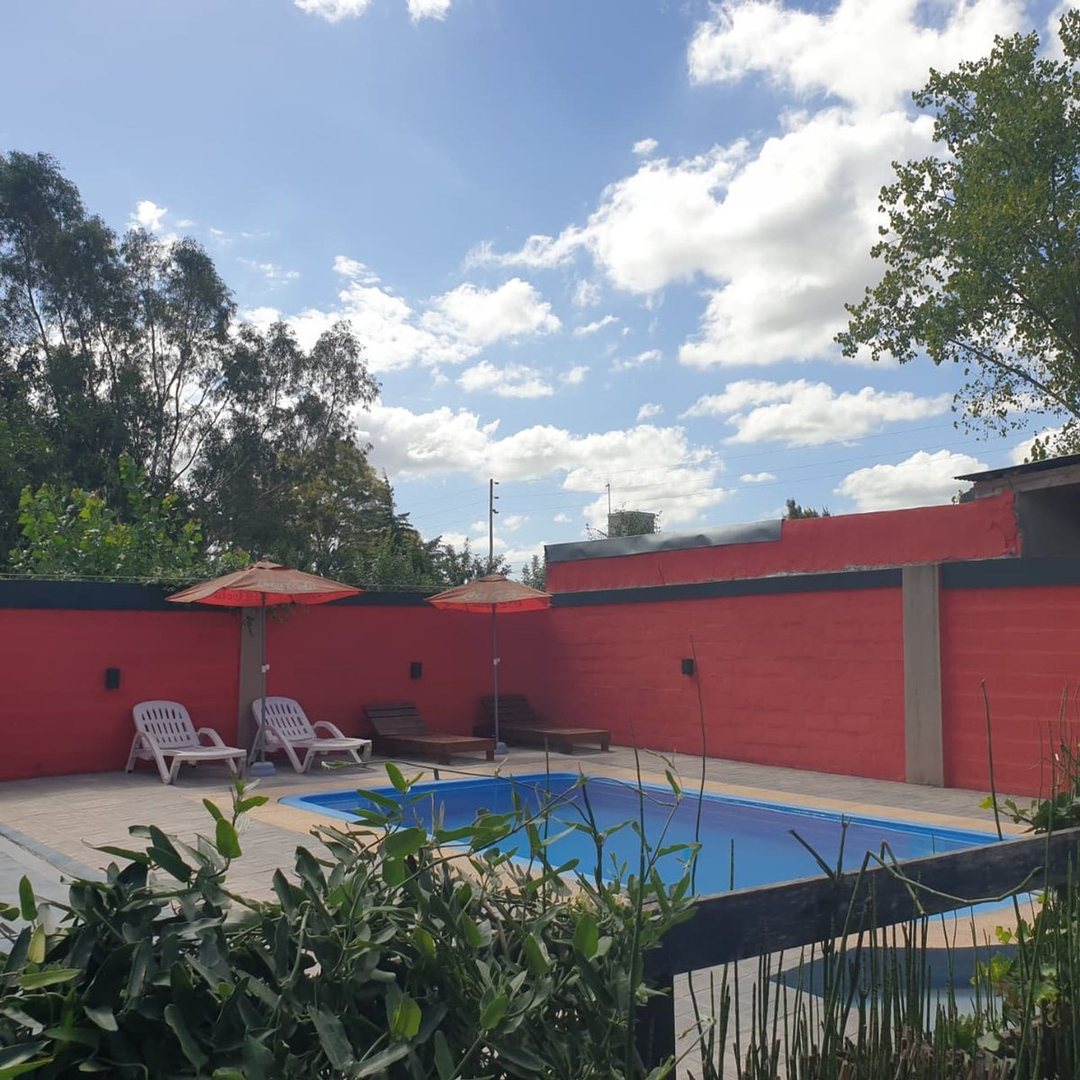 CASA QUINTA EN VENTA ARTURO SEGUI 3 DORMITORIOS