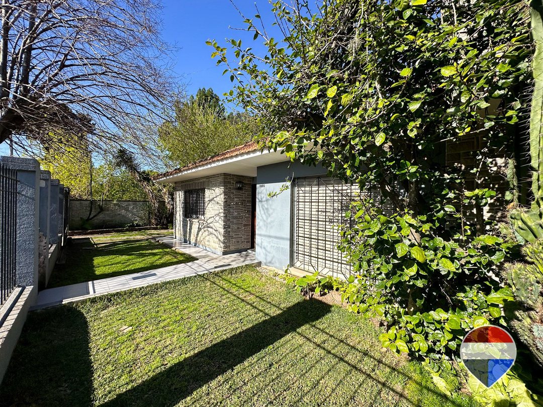 VENTA CASA DOBLE FRENTE + MULTIESPACIO-TEMPERLEY