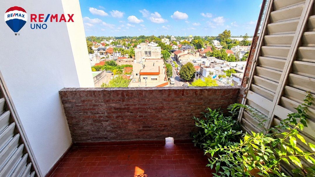 VENTA 3 AMB CON BALCON. TORRES DE MARTIN CORONADO