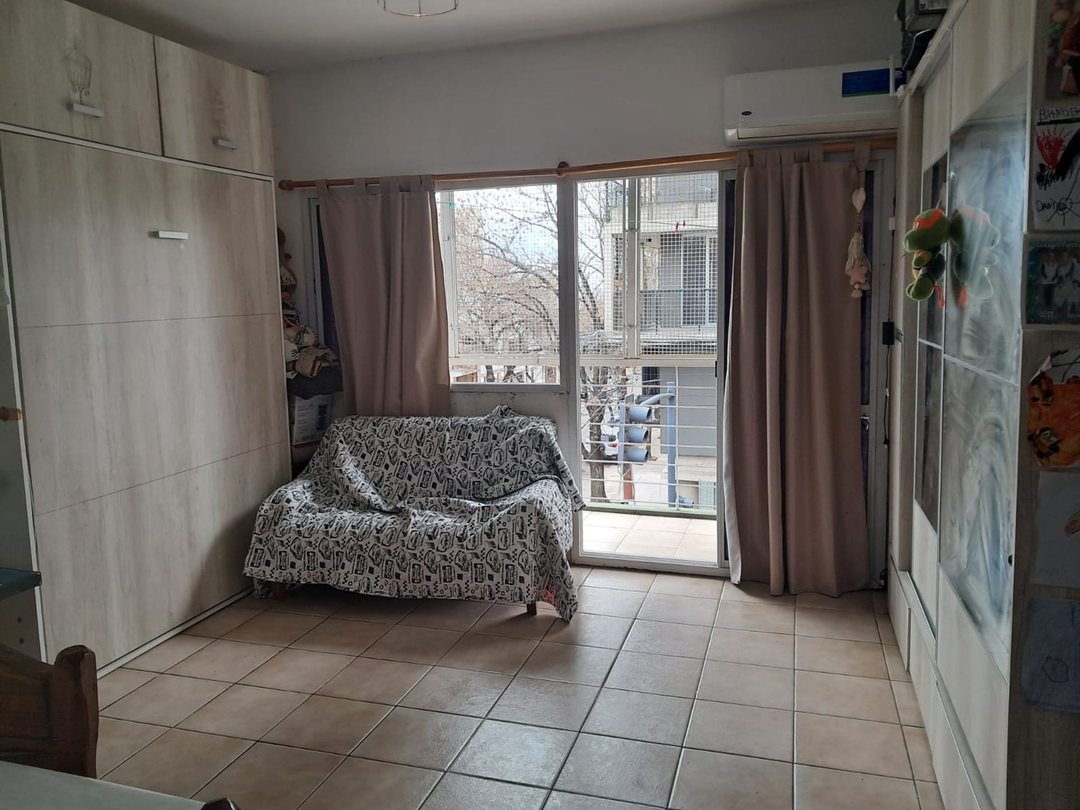 VENTA DE MONOAMBIENTE EN REP DE LA SEXTA C/BALCON