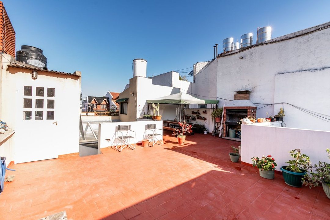 Venta PH 3 ambientes c/terraza - Villa Devoto
