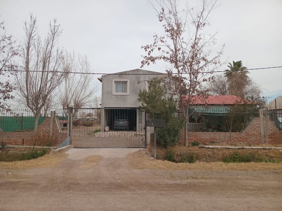 CASA ESQUINA EN VENTA COLONIA SEGOVIA CORRALITOS