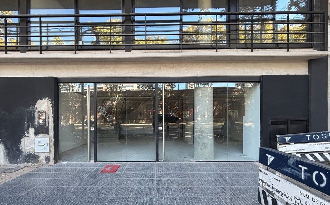 LOCAL 469 M² A ESTRENAR EN PALERMO HOLLYWOOD