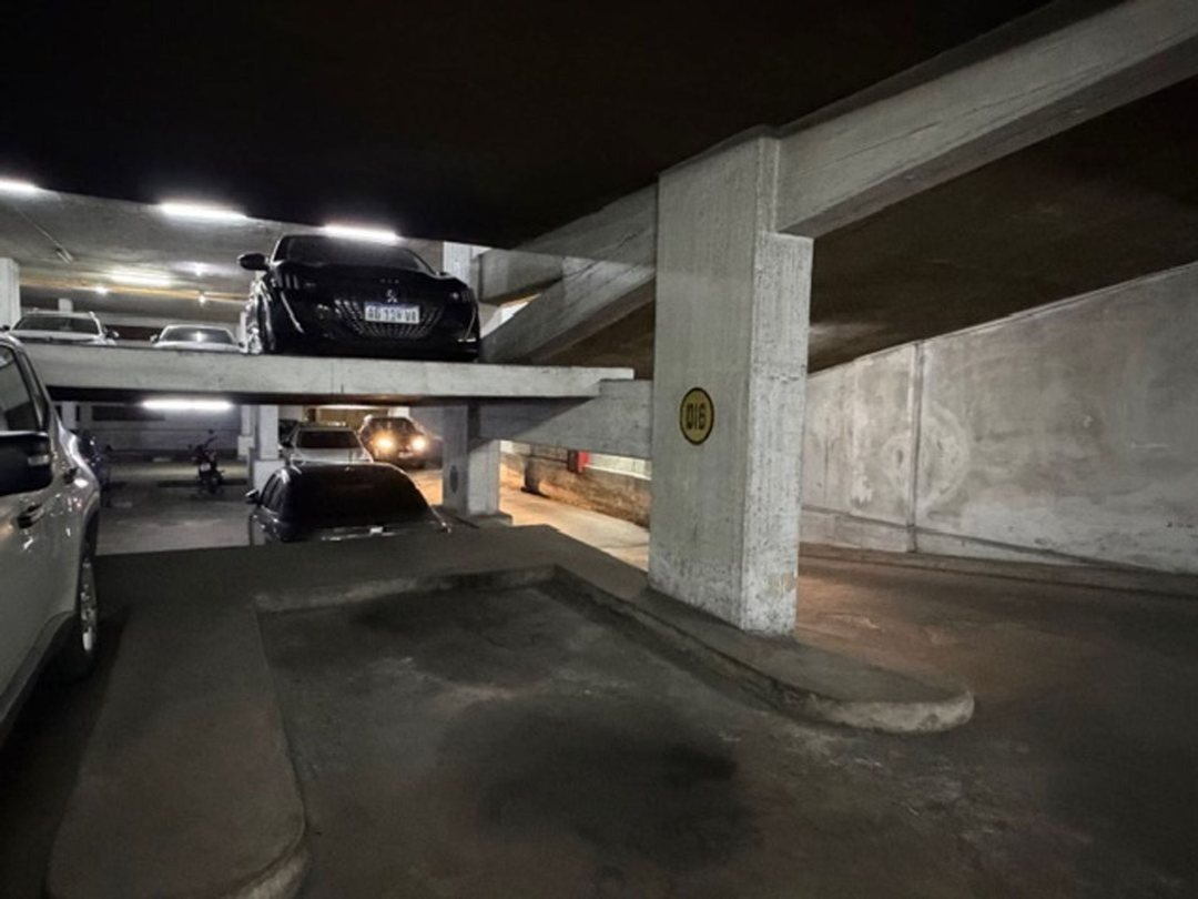 Cochera en venta Edificio Sancor