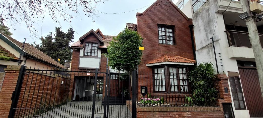 Venta Casa 5 Ambientes Quilmes Centro Con Cochera