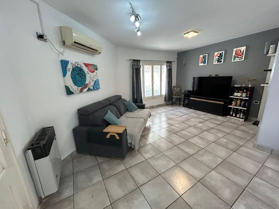 VENTA CASA 3 DORMITORIOS REFACCIONADA ALTO ALBERDI
