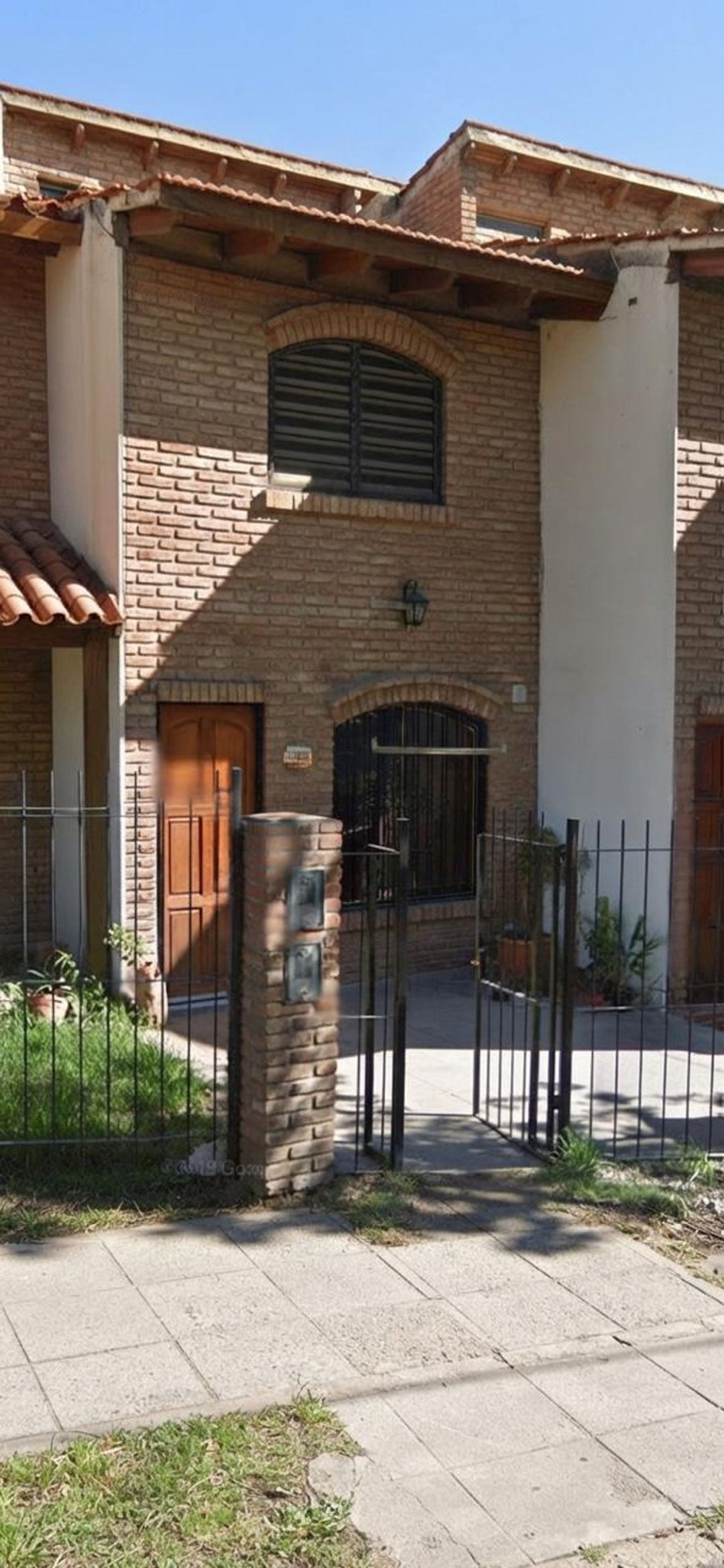 VENTA DUPLEX 3 DORMITORIOS HOUSING FORTALELZA II