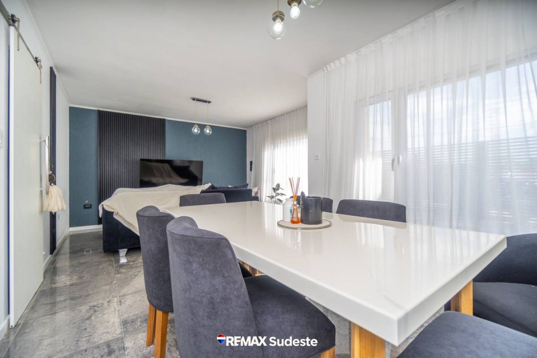 VENTA CASA EN DANIEL CERRI – PRIMERA JUNTA 565