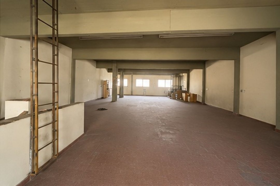 Venta Depósito Galpón 500 m² Doble Acceso Flores