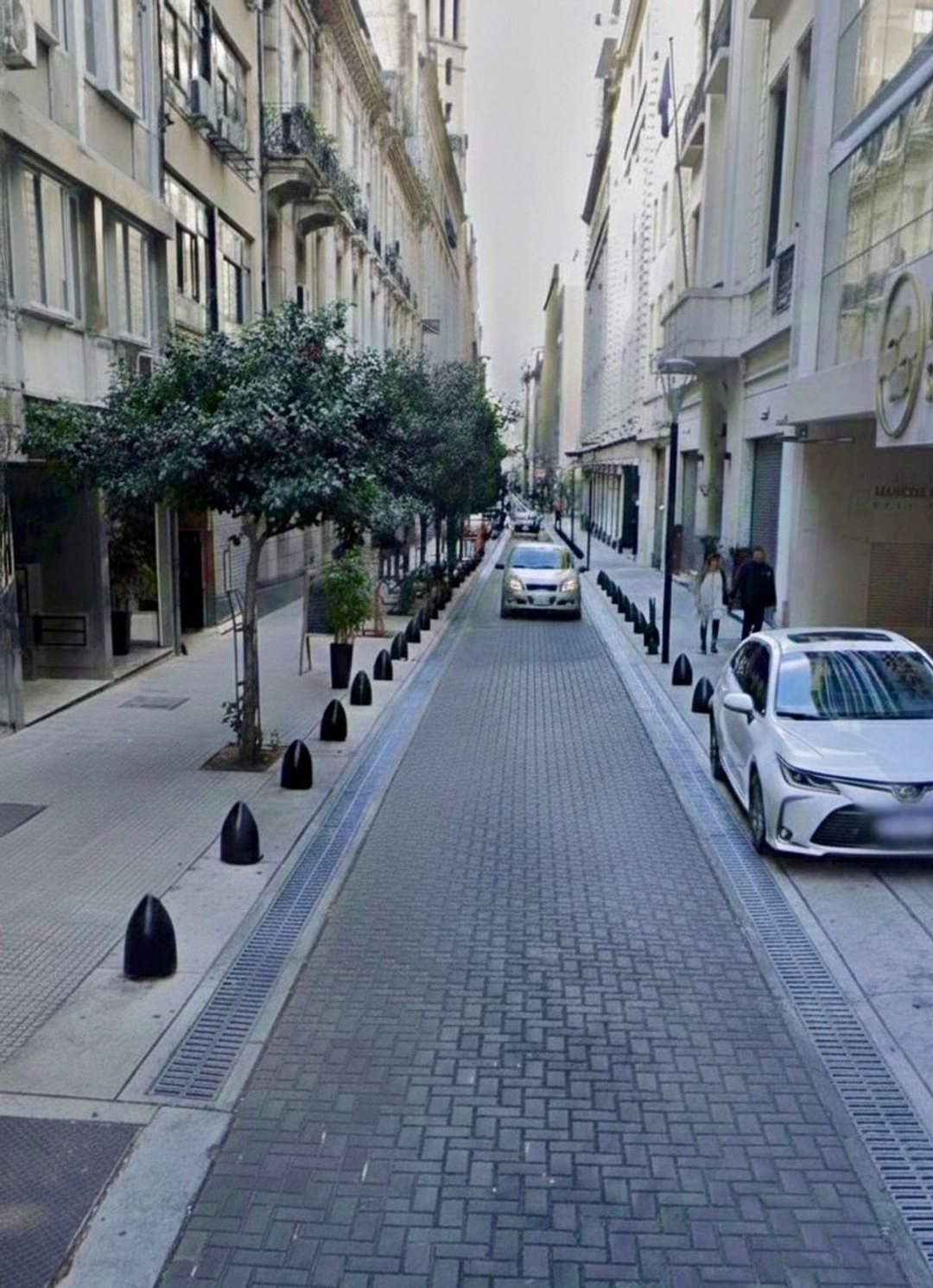 VENTA DE MONOAMBIENTE SUPER GRANDE MICROCENTRO