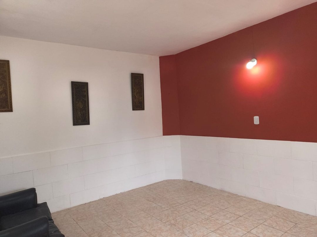 VENTA CASA 3 AMB Y LOCAL EN PADUA  APTO CREDITO