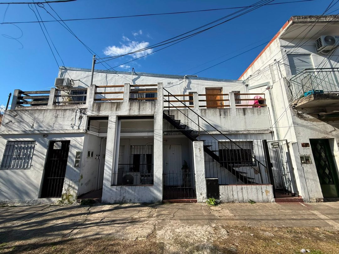Venta Casa con terreno + 4 deptos en San Fernando