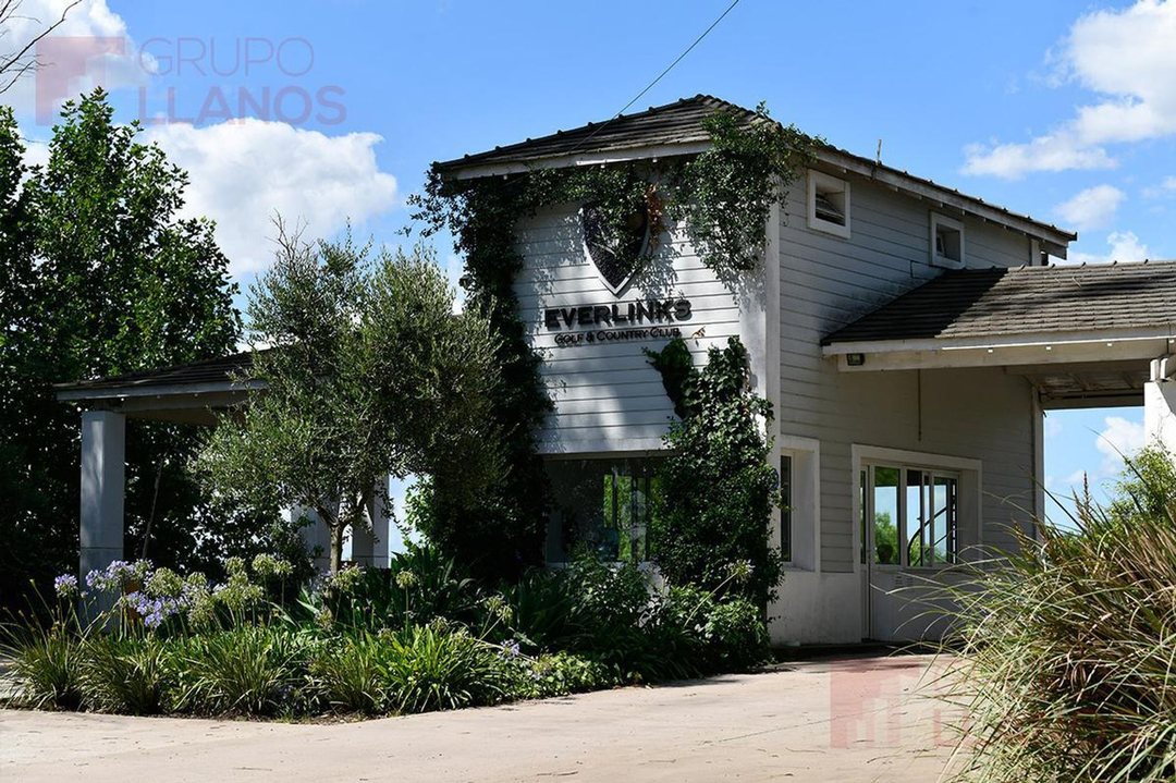 VENTA LOTE 2180 M2 EVERLINKS GOLF, LUJÁN