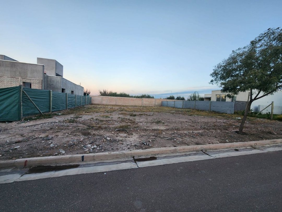 Venta Lote en Terrazas Park Russell Maipú