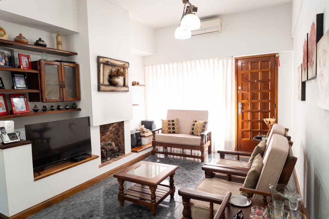 CASA EN VENTA BERAZATEGUI, PLATANOS