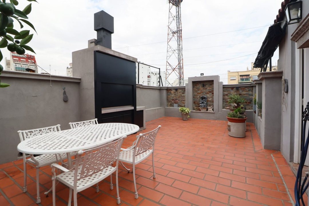 VENTA DEPTO 4 AMBIENTES DEP TERRAZA BALVANERA