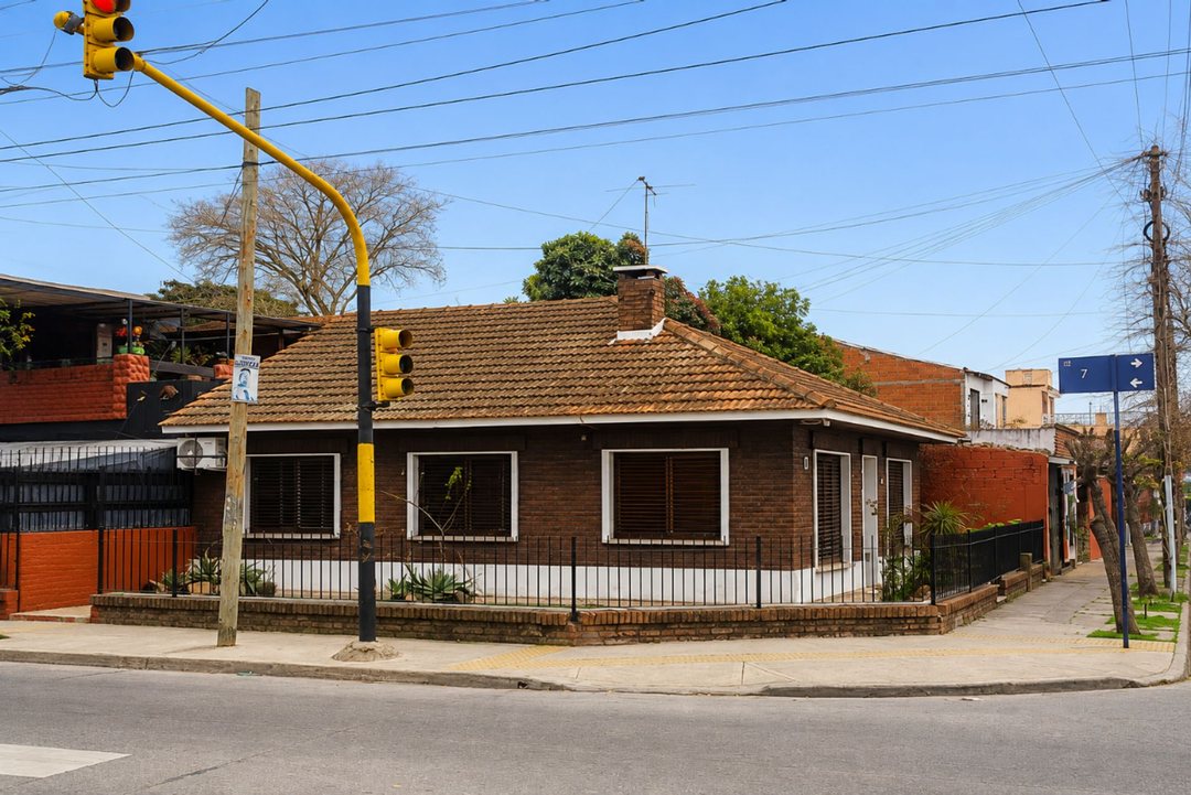 VENTA CASA 3 AMBIENTES BERAZATEGUI