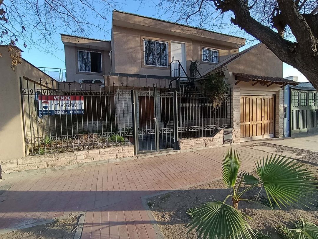 VENDE CASA Y DEPARTAMENTO B° CIRSUBDOZ LAS HERAS