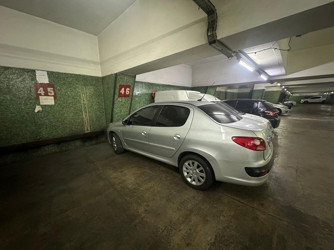 VENTA COCHERA MICROCENTRO SAN NICOLAS