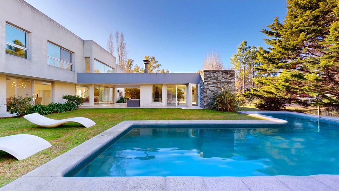 CASA EN VENTA GRAN BELL I