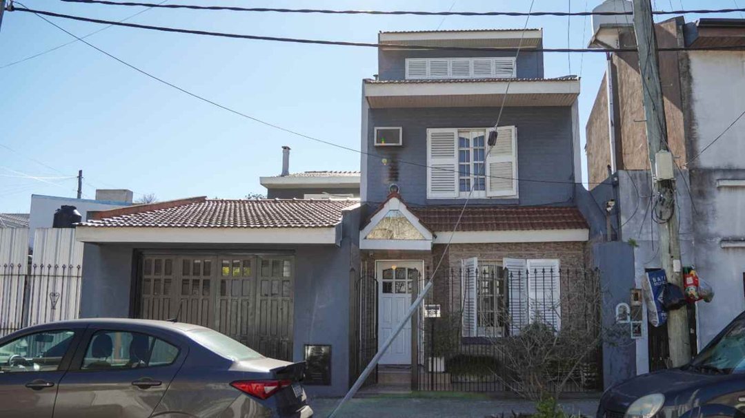 Casa en venta 4 ambientes Villa Madero