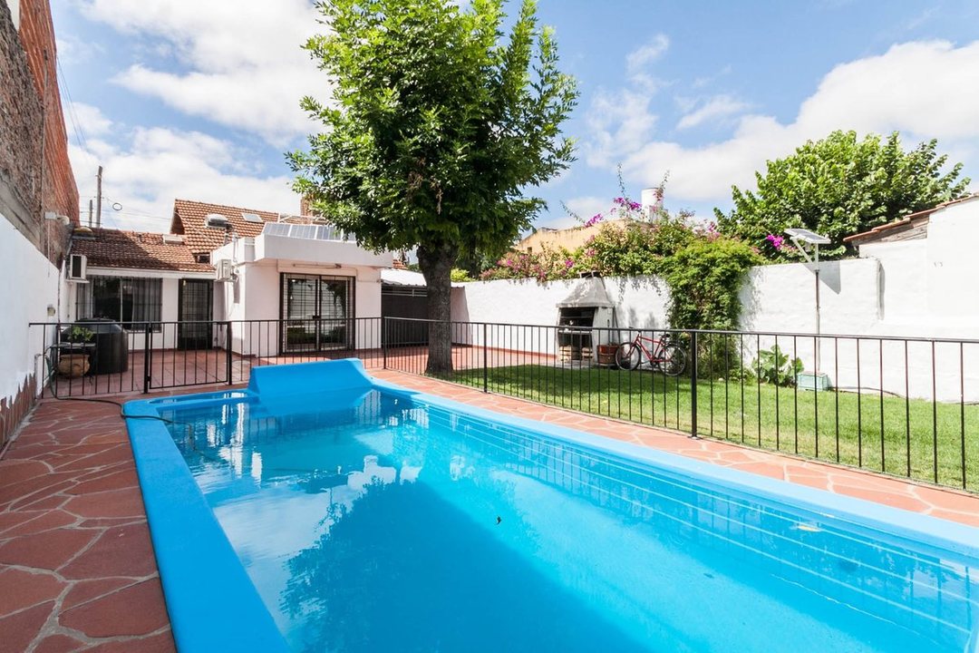 CASA 5 AMB-PISCINA-PARQUE-PARRILLA-APTO CRED