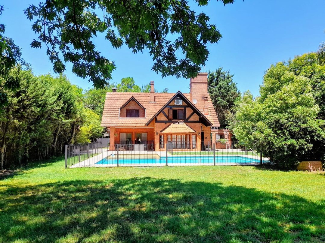 VENTA CASA BENAVIDEZ - TIGRE
