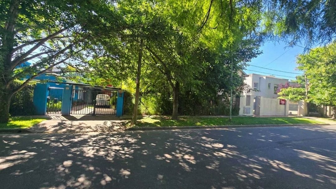 LOTE EN VENTA EN CITY BELL ENTRE CAMINOS
