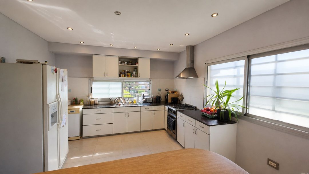 VENTA PH 3AMB JARDÍN COCHERA BERNAL ESTE QUILMES