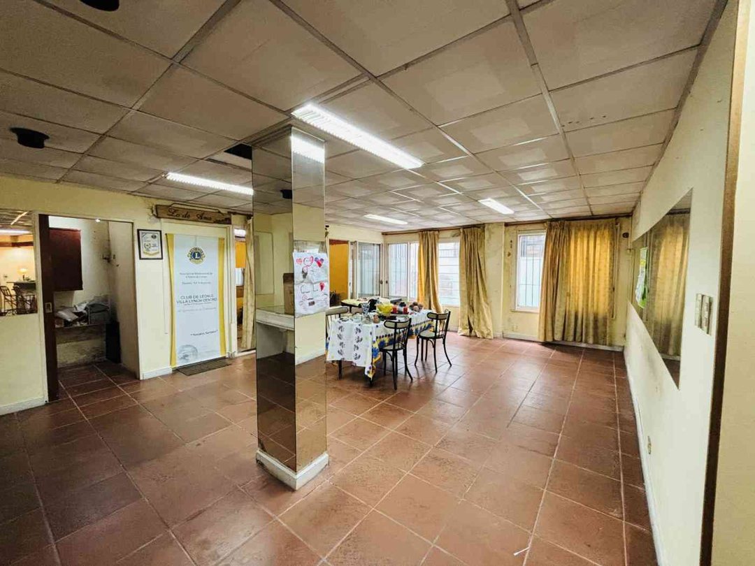 VENTA PH APTO PROF Y COMERCIAL COCHERA Y PATIO