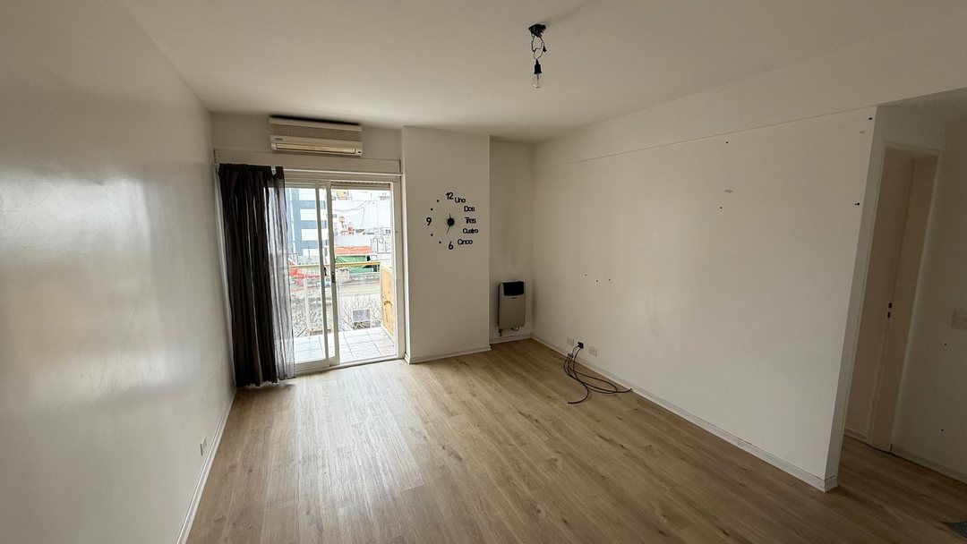 HERMOSO DEPTO. 2 AMB. / ALQUILER - PARQ. PATRICIOS