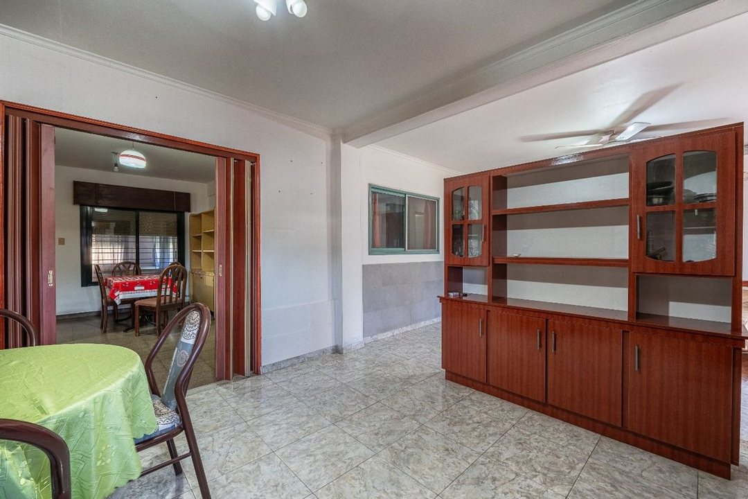 VENTA CASA 4 AMB. BERTAZATEGUI PATIO-PARRILLA