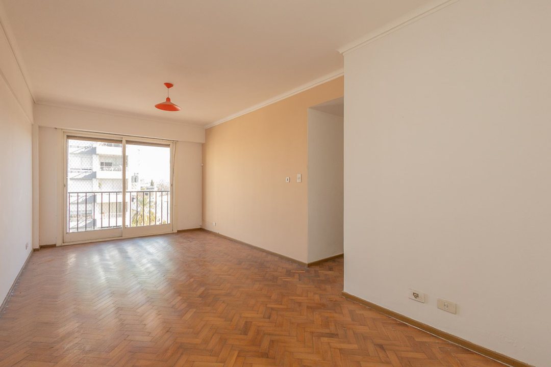 Dpto 4 Amb Al Fte Baño Toil Balcón A Remodelar