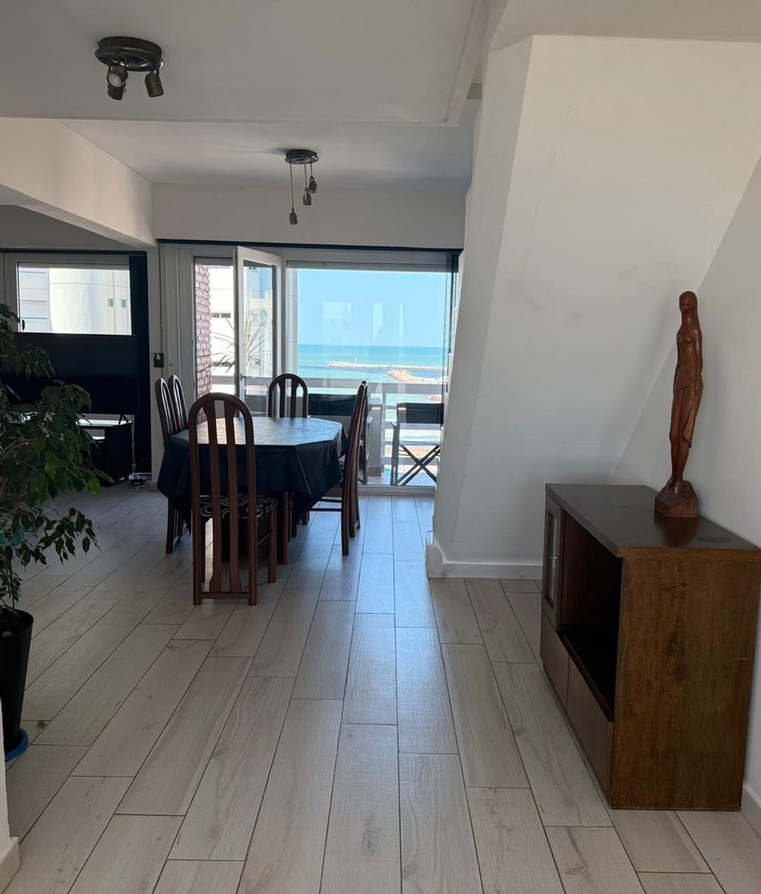 VENTA DEPTO DUPLEX 4 AMB VISTA AL MAR PLAYA GRANDE
