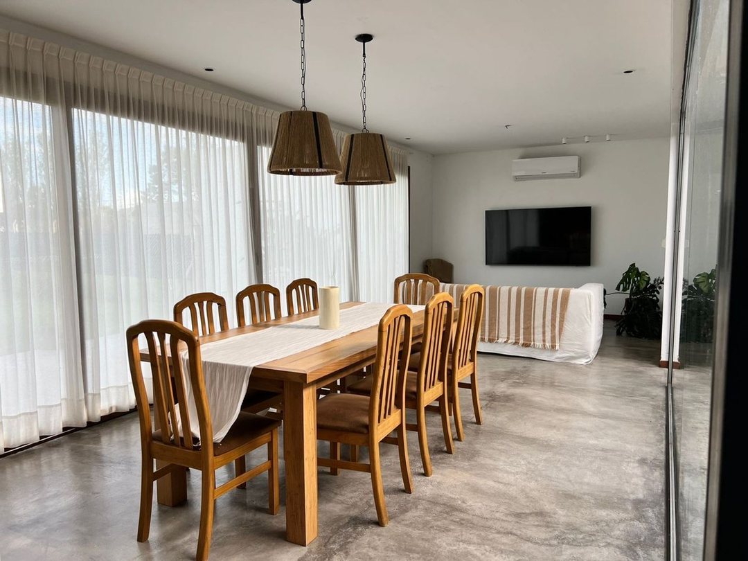 CASAS EN VENTA CITY BELL BARRIO LA CHIQUITA