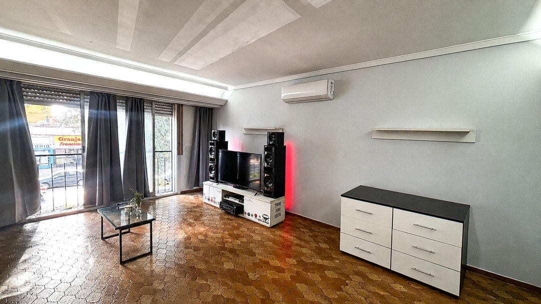 VENTA-CASA 5 AMB-APTO CREDITO-VILLA LUGANO