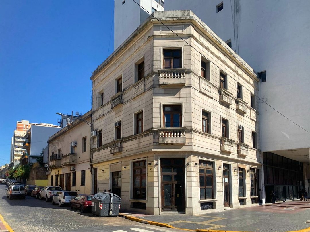 Edificio Comercial. Excelente Inversionistas.