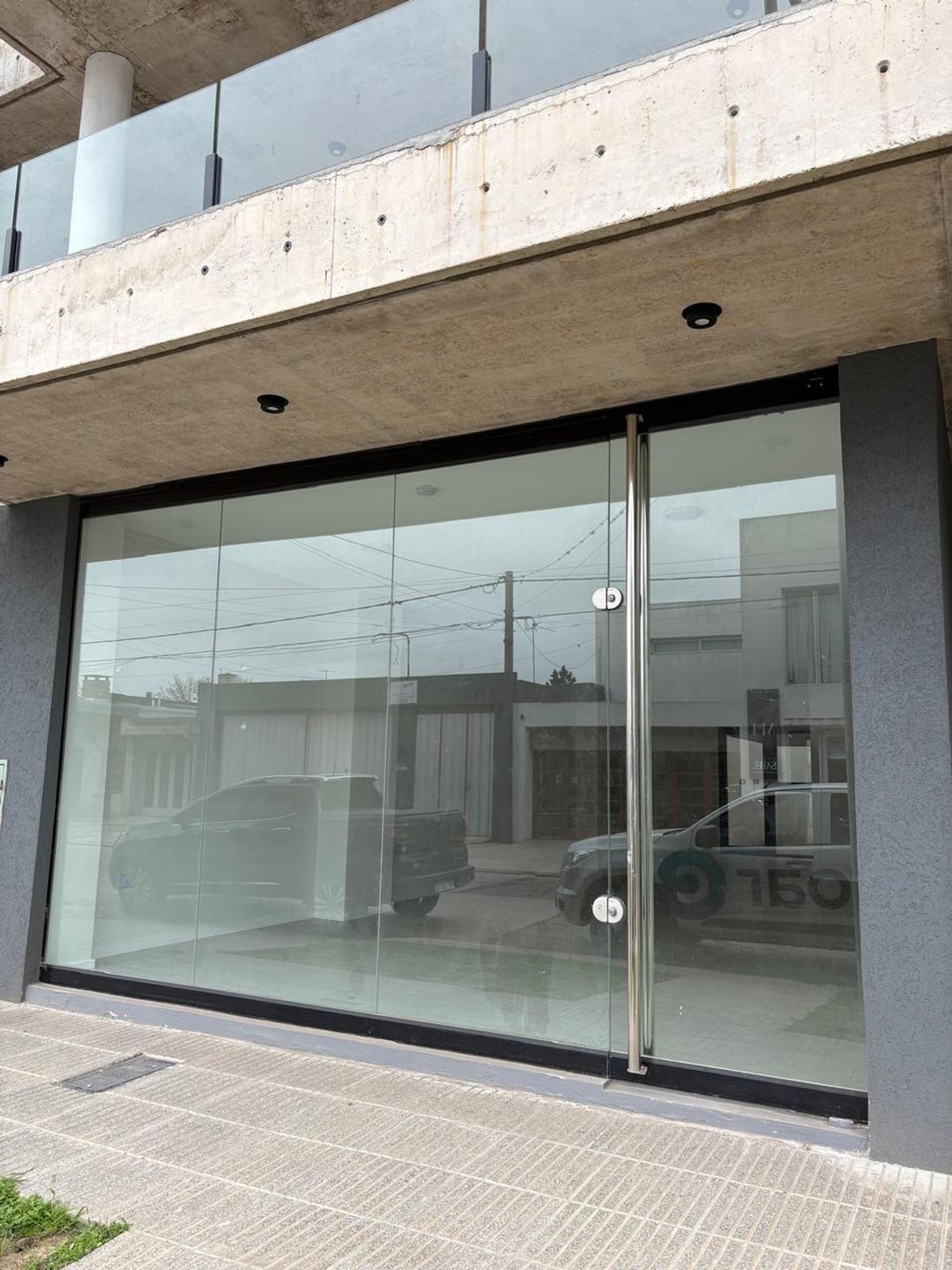 VENTA LOCAL COMERCIAL A ESTRENAR (FINANCIACION)