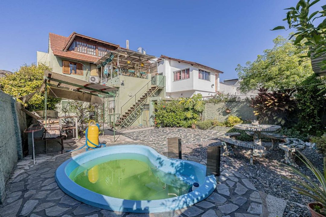 Venta PH 3 amb cochera jardin caseros apto credito