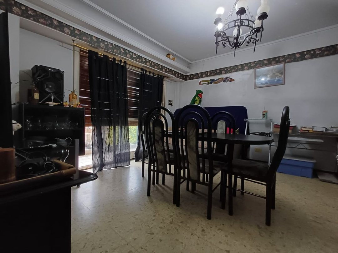 VENTA DEPARTAMENTO 4 AMBIENTES VILLA MAIPU PERMUTA