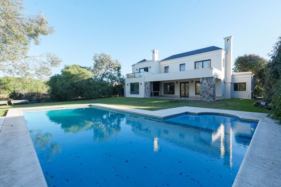 Casa al Golf Estancias del Pilar con financiación!