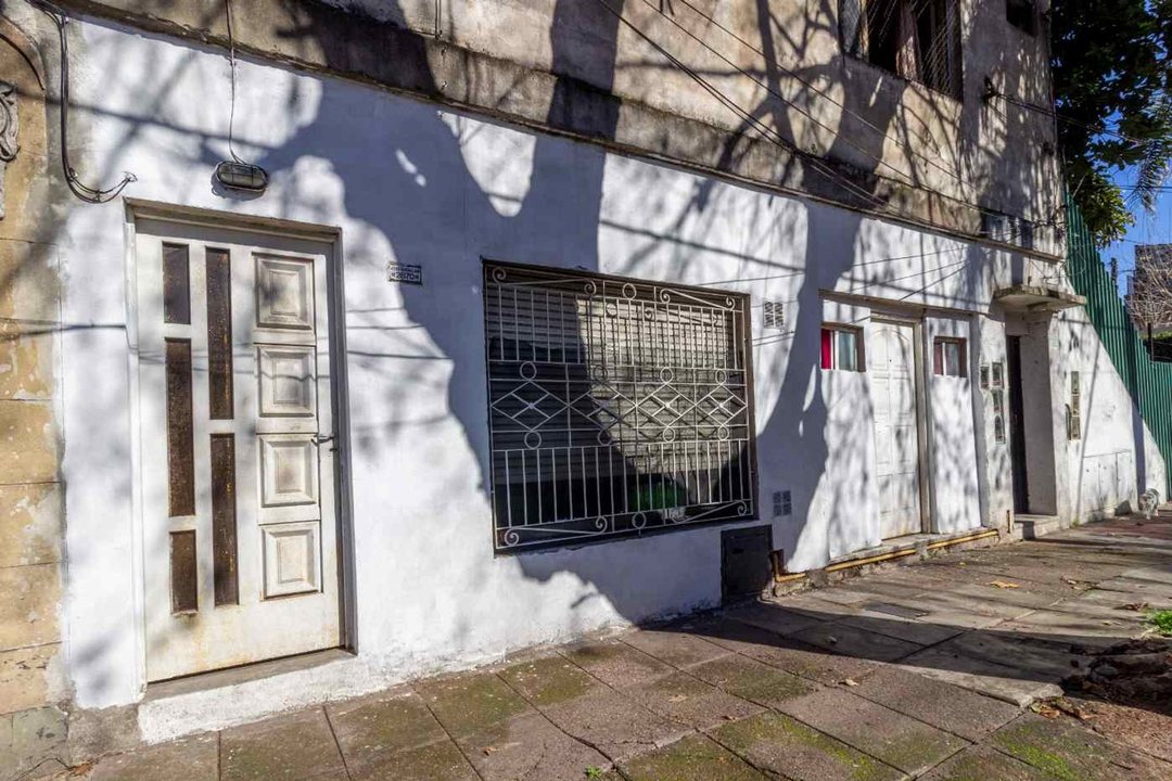 VENTA CASA/PH 4 AMBIENTES SAENZ PEÑA