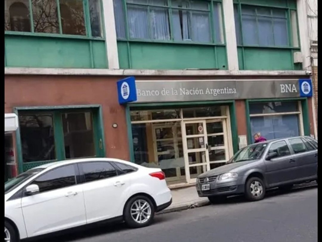 amplia oficina en capital todo el piso