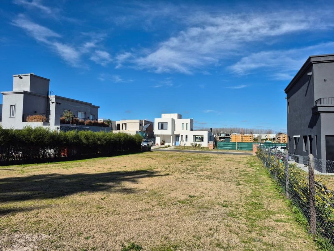 TERRENO EN VENTA BARRIO SANTA ANA VILLANUEVA