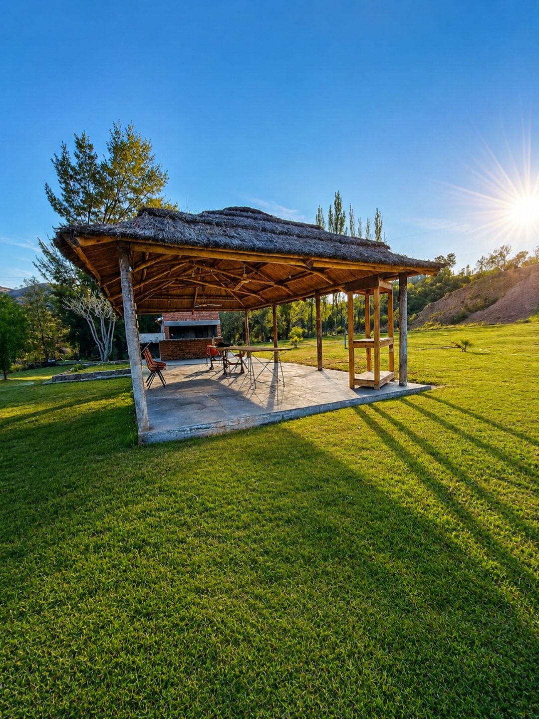 Casa con piscina y quincho – Camino al Autódromo