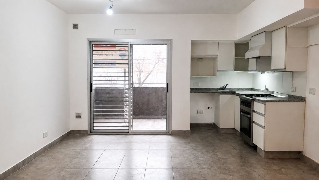 VENTA MONOAMBIENTE BALCON AL FRENTE HAEDO NORTE