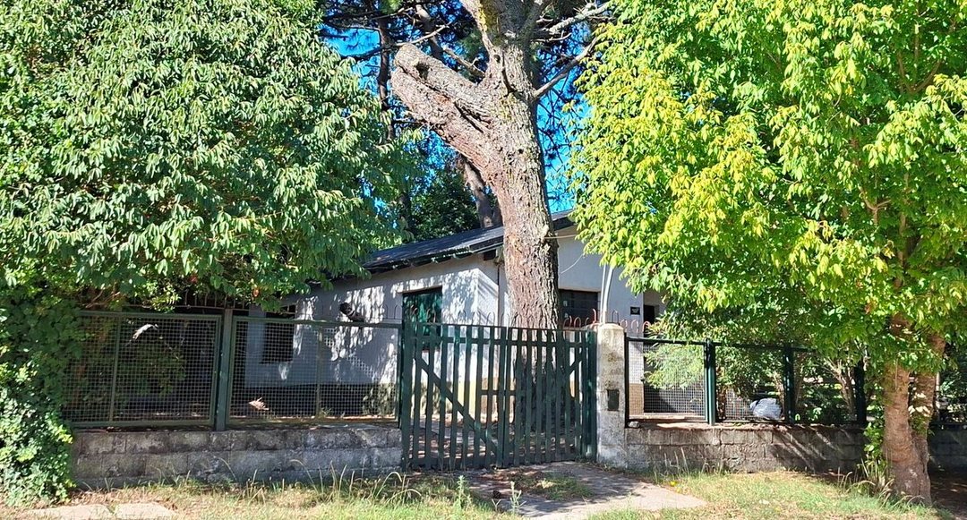 Casa en VENTA en Villa Gesell amplio Lote Propio