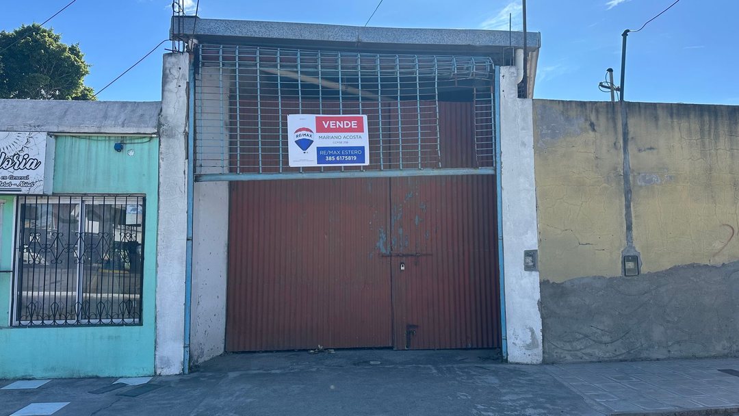 GALPON EN VENTA EN AVENIDA SOLIS (O) Y BELGRANO