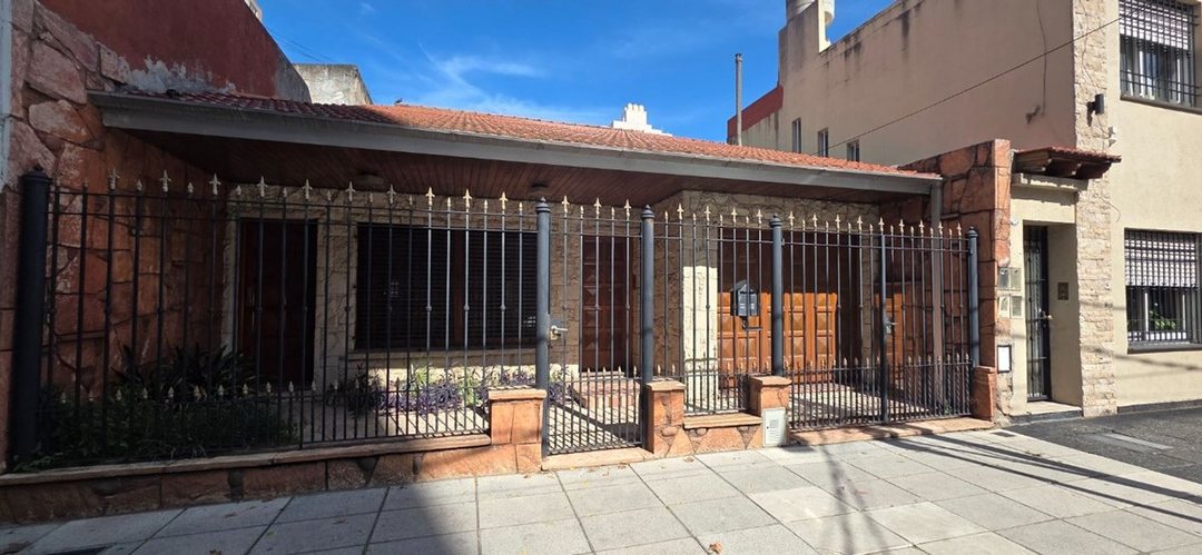 CASA 3 AMB IDEAL EMPRENDIMIENTO VENTA LANUS OESTE