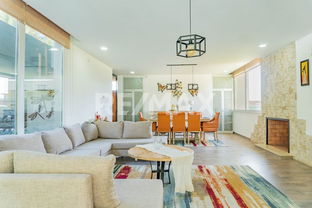 CASA EN VENTA I B° PRIVADO LOS NOTROS I NEUQUÉN
